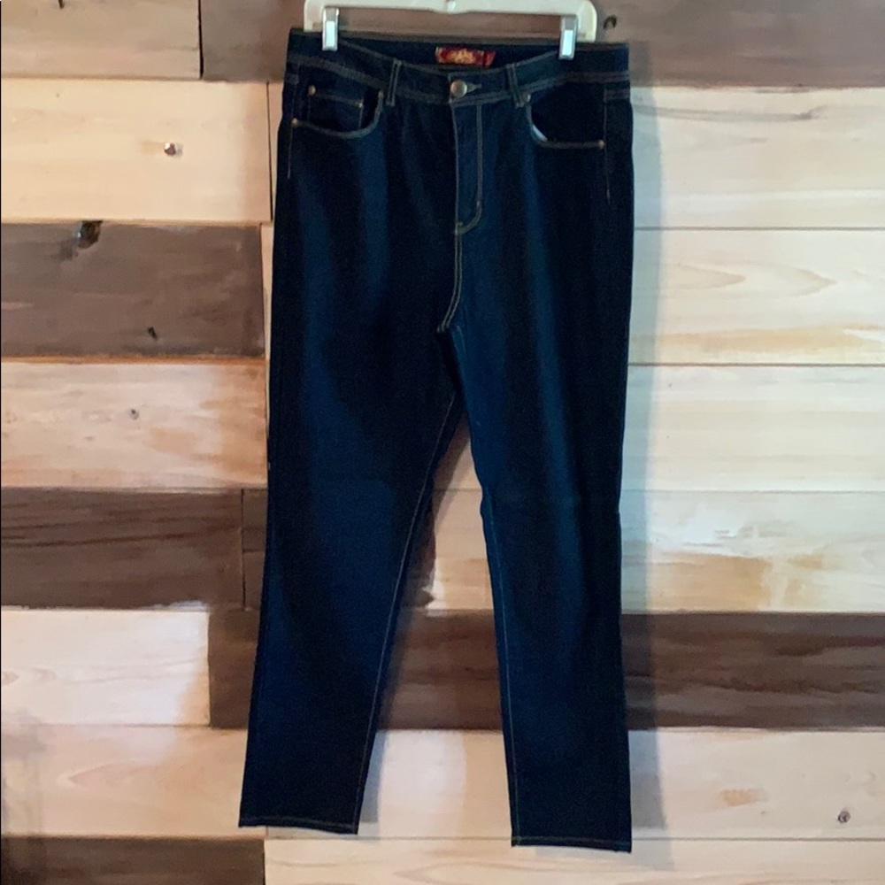 Dark stretchy jeans